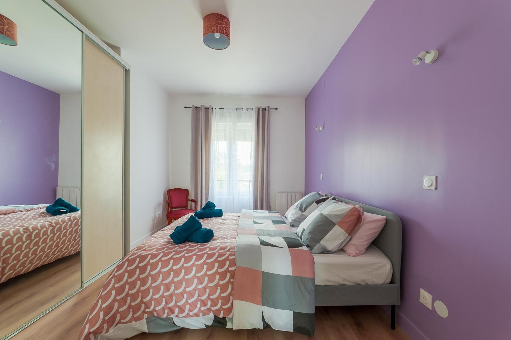 Cosy Modern Apartment - 1 Minute Walk From Train Station Крей Екстериор снимка
