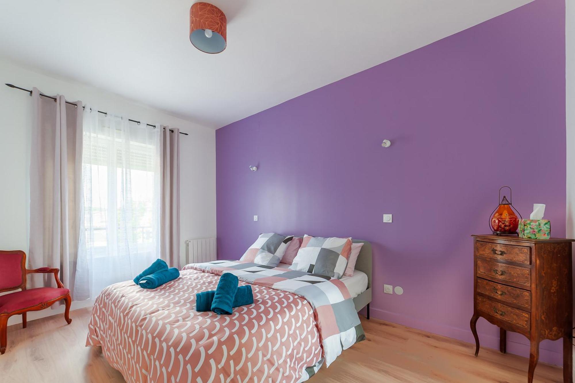 Cosy Modern Apartment - 1 Minute Walk From Train Station Крей Екстериор снимка